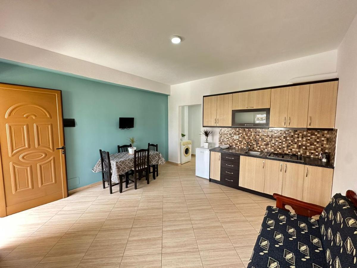 Vlora Villa With Private Parking Exterior foto